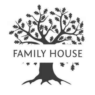Логотип — Гостевой дом " Family "